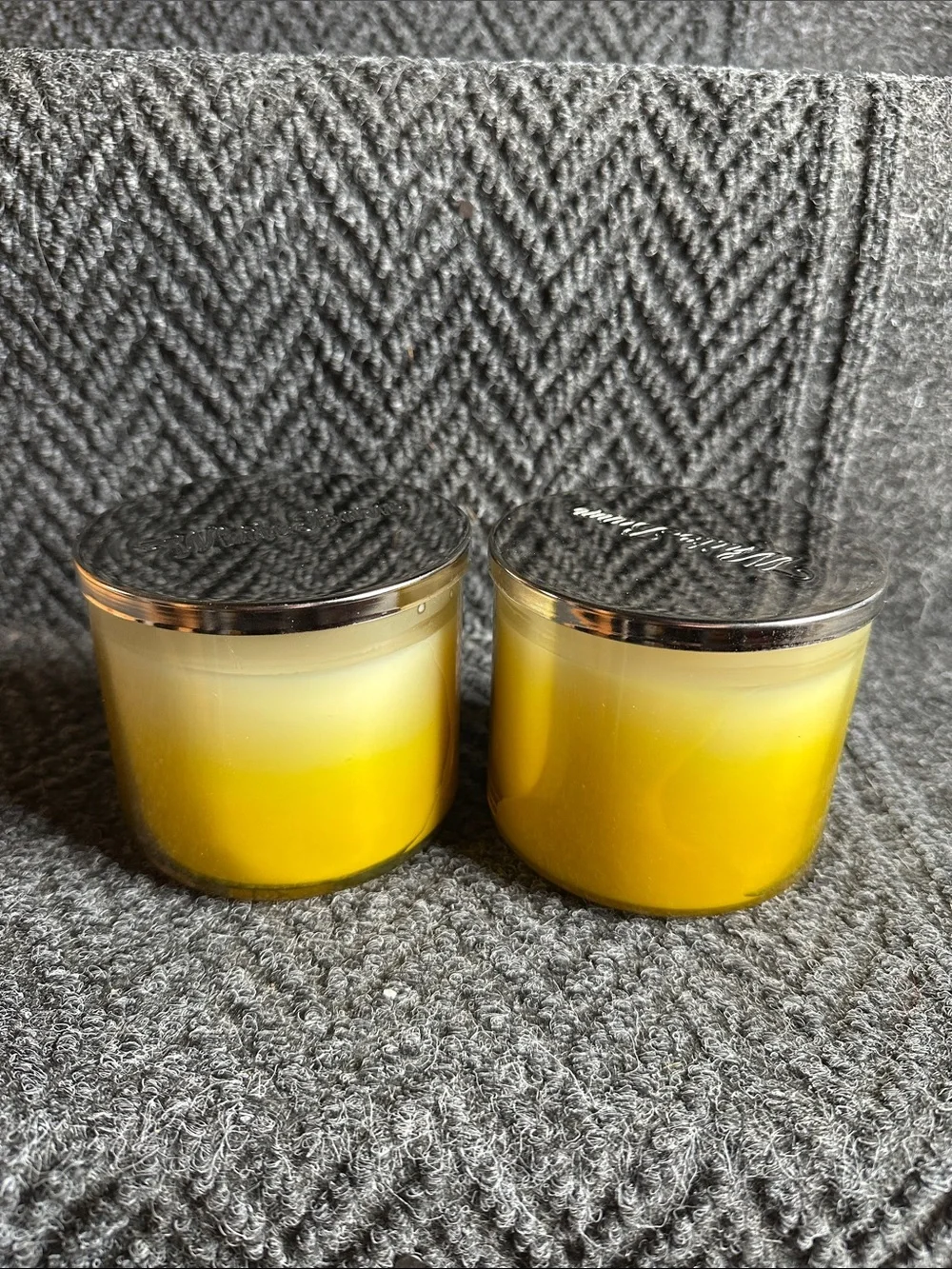 White Barn Pineapple Mango 3 Wick Candle